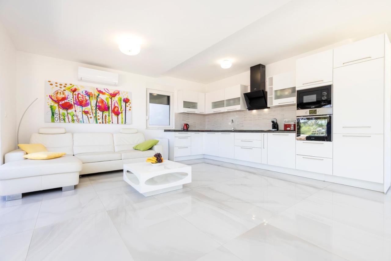 Apartments Olea Mali Lošinj Esterno foto